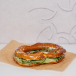 Waerchbrogg Sandwiches Brezel Frischkaese 712x712px