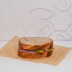 Waerchbrogg Sandwiches Faustbrot Salami 712x712px