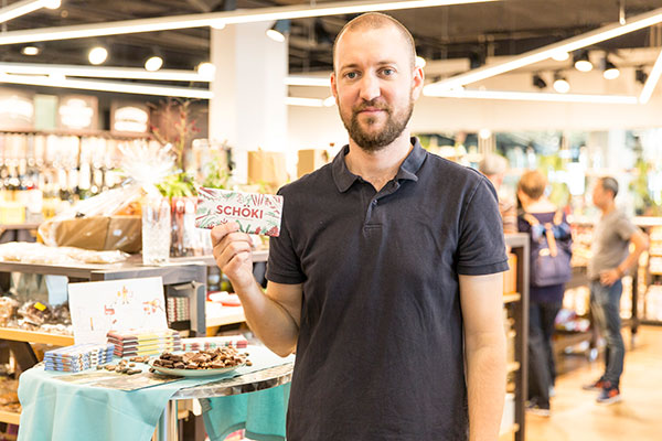 Florian Studer, Schöki «Der Quai4-Markt war unsere erste Verkaufsstation und hat unsere Innovation für fair produzierte Schoggi unterstützt, der richtige Ort für uns!»